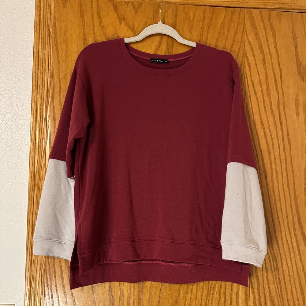 Nally & Millie Burgundy and Cream Long Sleeve Top - NWT - Size M/L